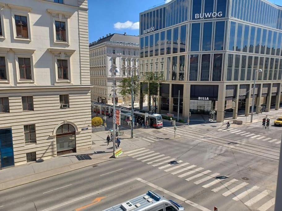 Ferienwohnung Schöne Sehr Zentral 94 QuadratmeterHoche Decke Wien Exterior foto
